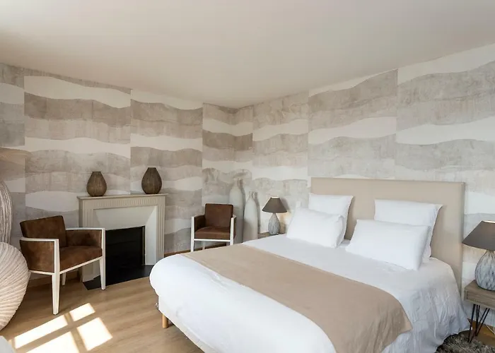 L'escale De 3* Broglie